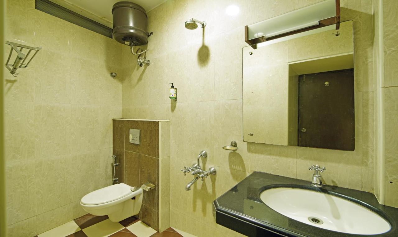 Treebo Trend Lake View Park T Nagar Chennai Exterior foto